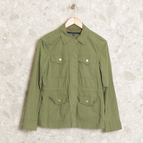 parka verde oliva tommy hilfiger 143983533?action_source=72472&ref=home_home&rsp=1&rspix=1