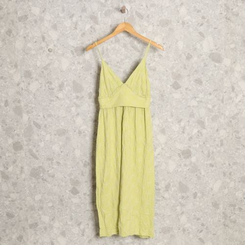 vestido verde evase le lis blanc 139211148?action_source=76037&ref=home_home&rsp=1&rspix=1