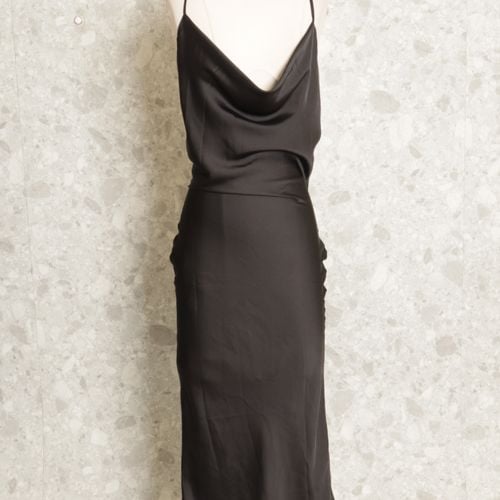 vestido preto by rk 135809318?action_source=73427&ref=home_home&rsp=1&rspix=1