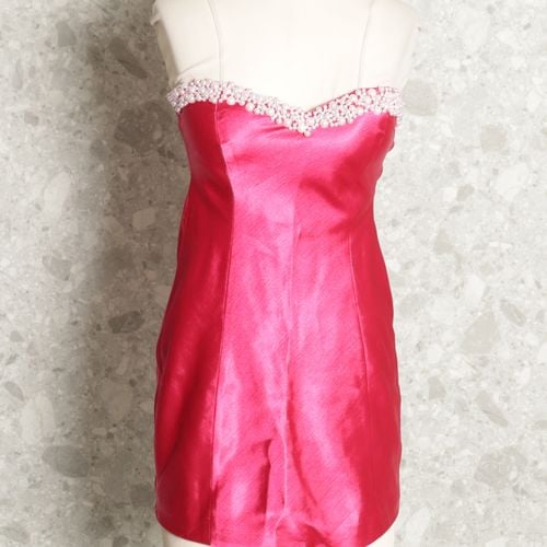 vestido tomara que caia rosa choque 124555696?action_source=67322&ref=home_home&rsp=1&rspix=1