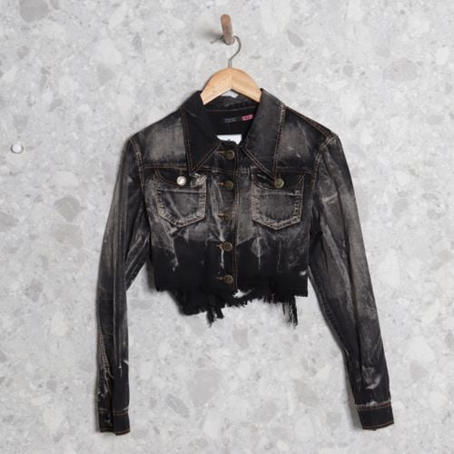 jaqueta preta jeans washed espaco fashion 143534402?action_source=72472&ref=home_home&rsp=1&rspix=1
