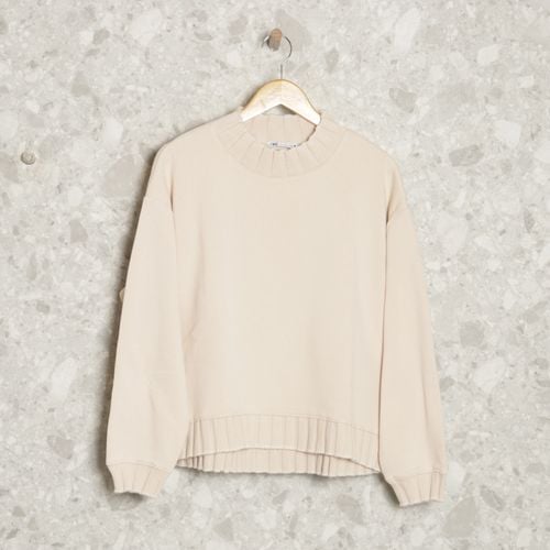 moletom off white zara 140505347?action_source=71612&ref=home_home&rsp=1&rspix=1