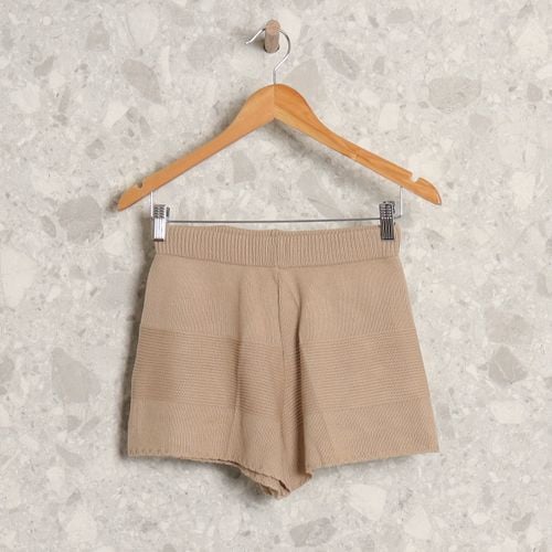 short bege mundo lolita 134811197?action_source=73427&ref=home_home&rsp=1&rspix=1