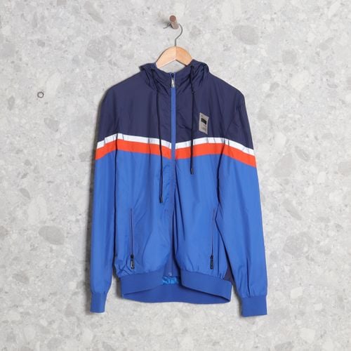 jaqueta azul streetwear 138836463?action_source=70754&ref=home_home&rsp=1&rspix=1