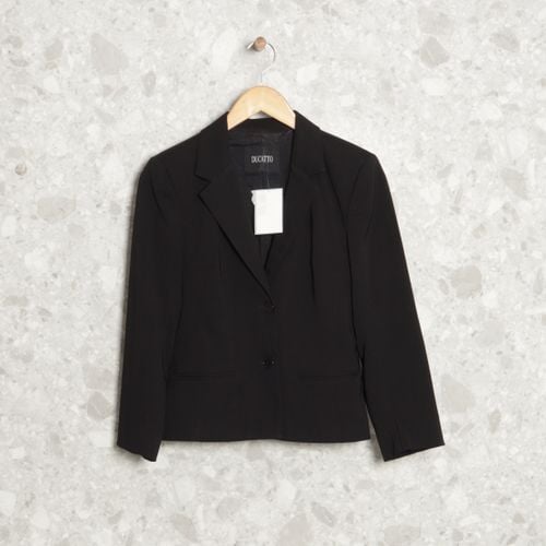 blazer preto ducatto 128752393?action_source=72472&ref=home_home&rsp=1&rspix=1