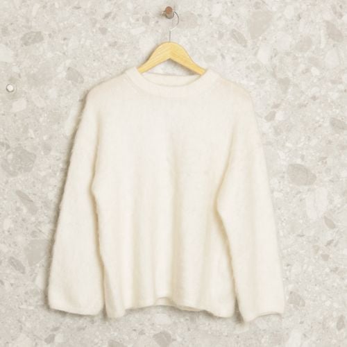 sueter branco pelos hem 142084480?action_source=72769&ref=home_home&rsp=1&rspix=1