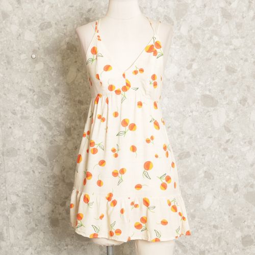 vestido cereja creme peahi 141600974?action_source=75241&ref=home_home&rsp=1&rspix=1