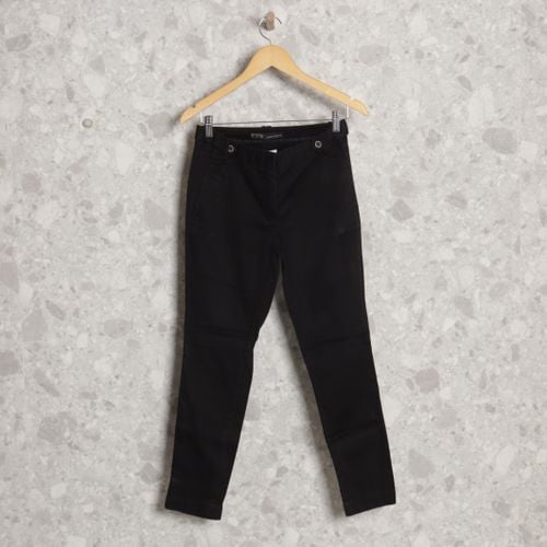 calca jeans preta 119216385?action_source=71744&ref=home_home&rsp=1&rspix=1