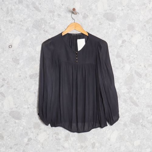 blusa preto zara 138518217?action_source=70754&ref=home_home&rsp=1&rspix=1