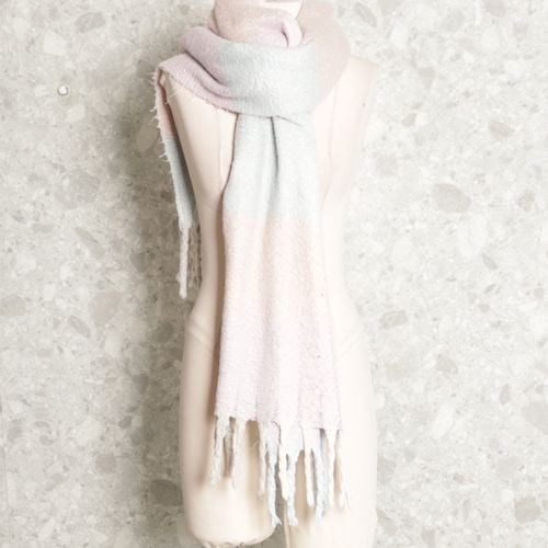 cachecol rosa e azul 137525535?action_source=71612&ref=home_home&rsp=1&rspix=1