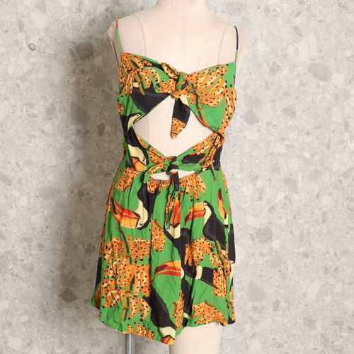 vestido verde abstrato farm 141165255?action_source=74713&ref=home_home&rsp=1&rspix=1