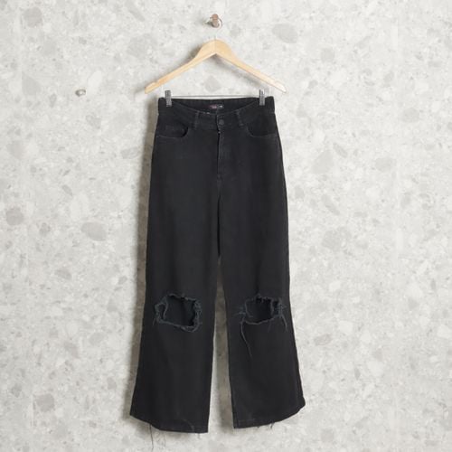 calca jeans preta marisa 144313759?action_source=73498&ref=home_home&rsp=1&rspix=1