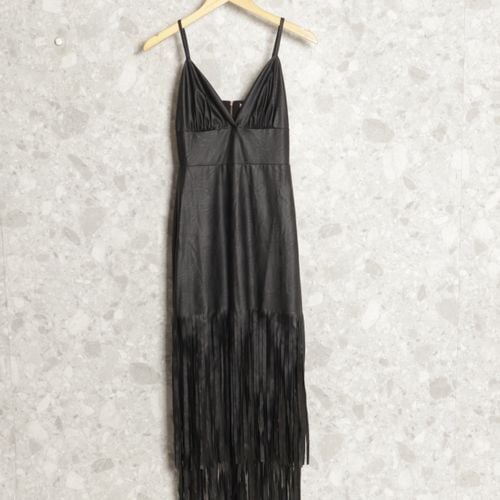 vestido preto ave rara 138151050?action_source=73427&ref=home_home&rsp=1&rspix=1