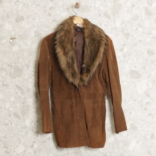 casaco marrom tng 133226112?action_source=66728&ref=home_home&rsp=1&rspix=1