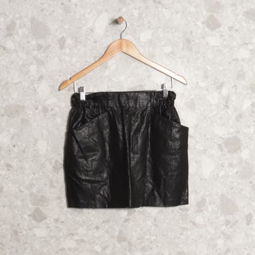 saia preta zara 138833036?action_source=70853&ref=home_home&rsp=1&rspix=1