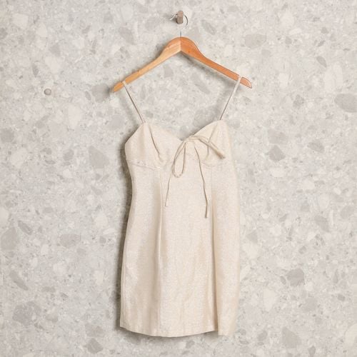 vestido creme zinco 132792997?action_source=73427&ref=home_home&rsp=1&rspix=1