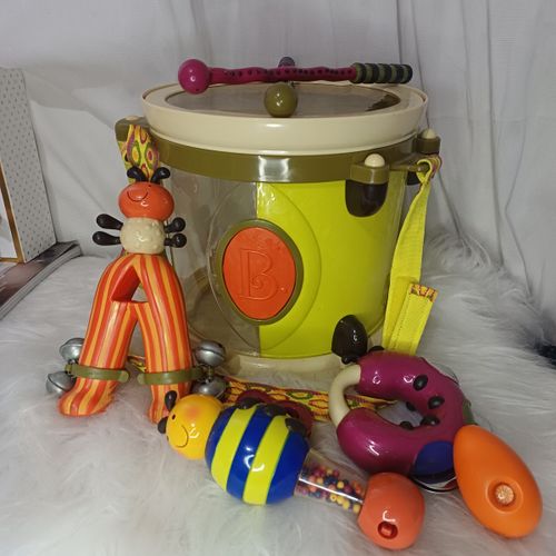 Conjunto Musical Infantil B. Toys Parum Pum Pum
