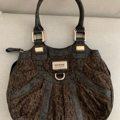 bolsa guess hobo monograma y2k 146436953?action_source=76594&ref=home_home&rsp=1&rspix=1