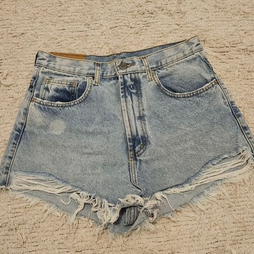 short jeans farm 129625369?action_source=65407&ref=home_home&rsp=1&rspix=1