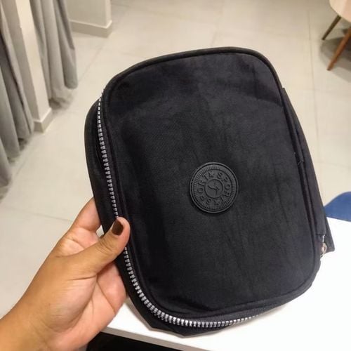 estojo de lapis escolar nylon tactico grande com divisoria 134568273?action_source=67388&ref=home_home&rsp=1&rspix=1