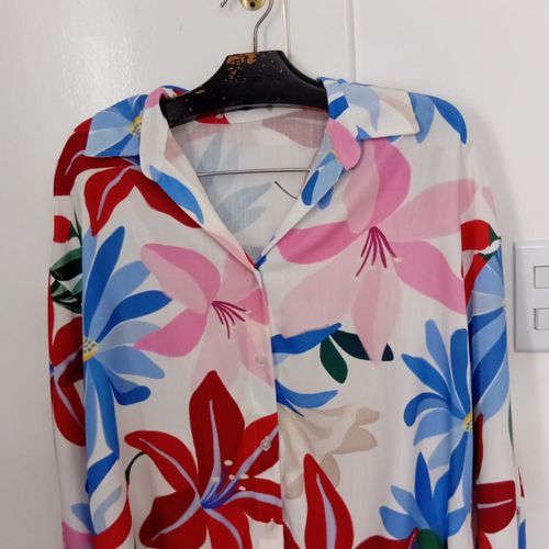 camisa feminina verao de linho 136199831?action_source=68477&ref=home_home&rsp=1&rspix=1