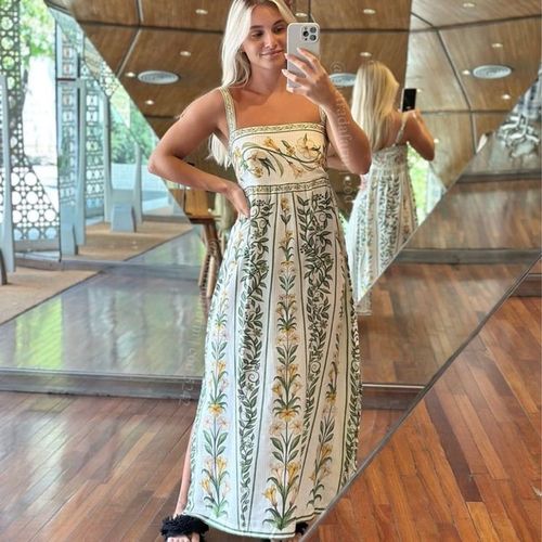 vestido farm brilhoso lurex fios dourados antonia branco ano novo 2026 133226964?action_source=67222&ref=home_home&rsp=1&rspix=1