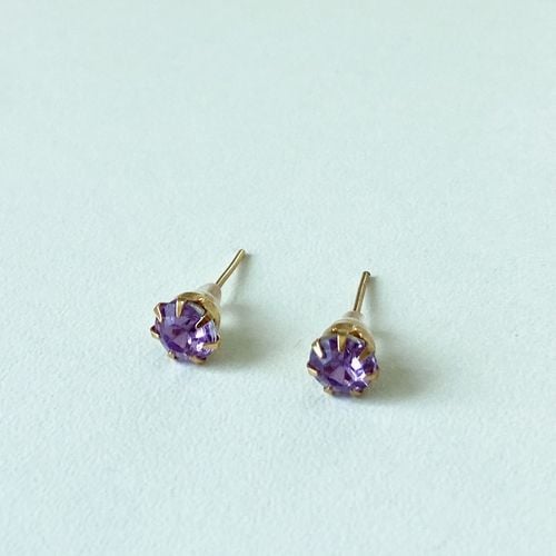 brinco ponto de luz lilas 139073347?action_source=72470&ref=home_home&rsp=1&rspix=1