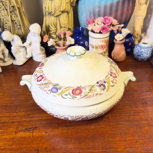 legumeira inglesawedgwood cornflower 130549875?action_source=66529&ref=home_home&rsp=1&rspix=1