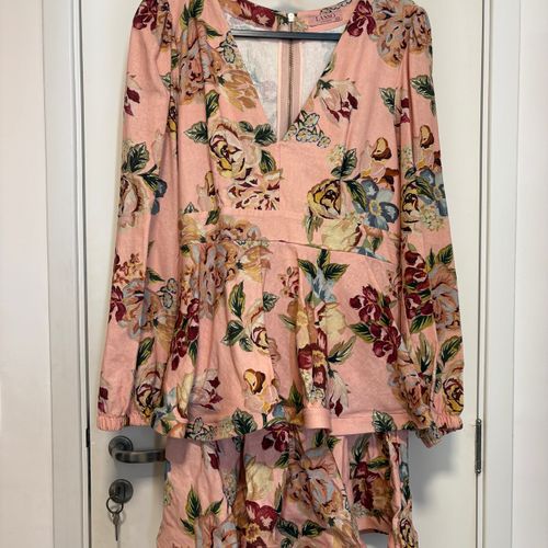 vestido curto lasso loungewear floral gg 149176771?action_source=77221&ref=home_home&rsp=1&rspix=1