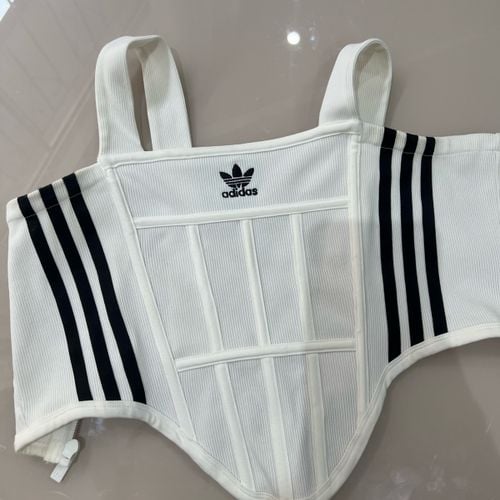 top corset adidas branco pp 140431012?action_source=75208&ref=home_home&rsp=1&rspix=1