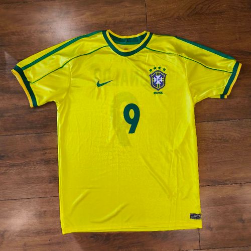 camisa de futebol retro brasil selecao brasileira copa 1998 do ronaldo 138044573?action_source=69665&ref=home_home&rsp=1&rspix=1