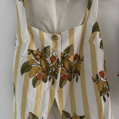 colete alfaiataria listras farm 130031811?action_source=67222&ref=home_home&rsp=1&rspix=1