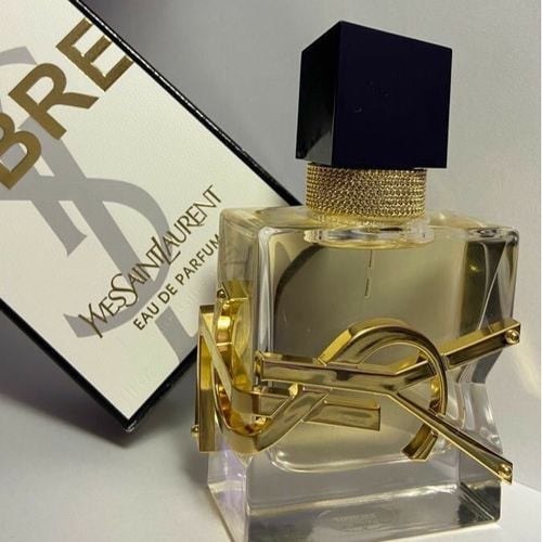 perfume yves saint laurent frasco de 30ml cheio envio imediato codigo batch code 38x8001 131171134?action_source=65407&ref=home_home&rsp=1&rspix=1