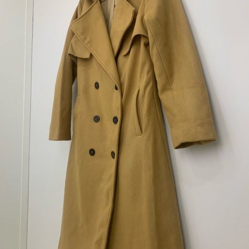 casaco de la batida trench coat caramelo 141143424?action_source=71711&ref=home_home&rsp=1&rspix=1