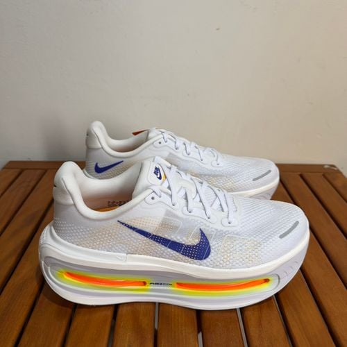tenis nike vomero premium branco cinza 42 143399163?action_source=72470&ref=home_home&rsp=1&rspix=1