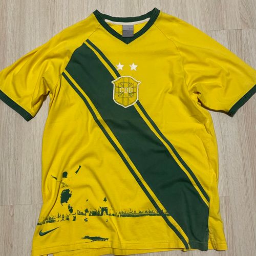 camisa brasil 62 edicao especial mane garrincha 138345986?action_source=69961&ref=home_home&rsp=1&rspix=1
