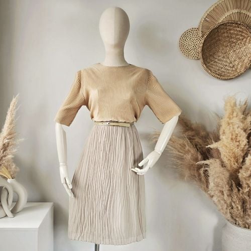 saia plissada shoulder r0500 135392268?action_source=70657&ref=home_home&rsp=1&rspix=1