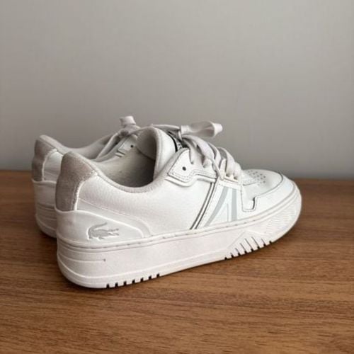 tenis lacoste branco 34 152169533?action_source=76398&ref=home_home&rsp=1&rspix=1
