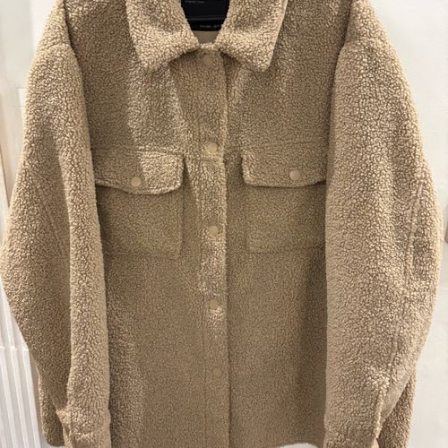 casaco teddy renner 137561240?action_source=68872&ref=home_home&rsp=1&rspix=1