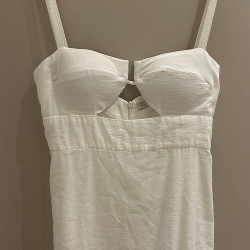 vestido dress to branco p 148255708?action_source=77221&ref=home_home&rsp=1&rspix=1