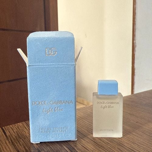 miniatura 4 5ml perfume dolce amp gabbana light blue original edt 132965792?action_source=66827&ref=home_home&rsp=1&rspix=1