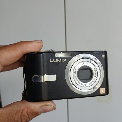 panasonic 12 mp sx12 127796920?action_source=31319&ref=home_home&rsp=1&rspix=1