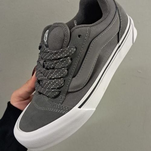 tenis vans knu 35 cinza 147245540?action_source=31946&ref=home_home&rsp=1&rspix=1