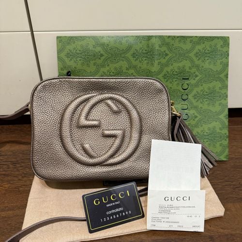 bolsa gucci soho cor champanhe prata 125059942?action_source=68872&ref=home_home&rsp=1&rspix=1