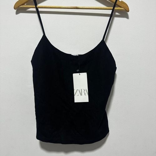 regata zara preta basica 129236103?action_source=68872&ref=home_home&rsp=1&rspix=1