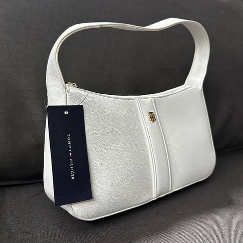 bolsa de ombro tommy hilfiger branca 135165071?action_source=68872&ref=home_home&rsp=1&rspix=1