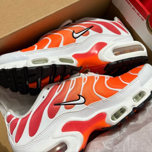 tn tenis nike air max plus feminino 123167496?action_source=31946&ref=home_home&rsp=1&rspix=1