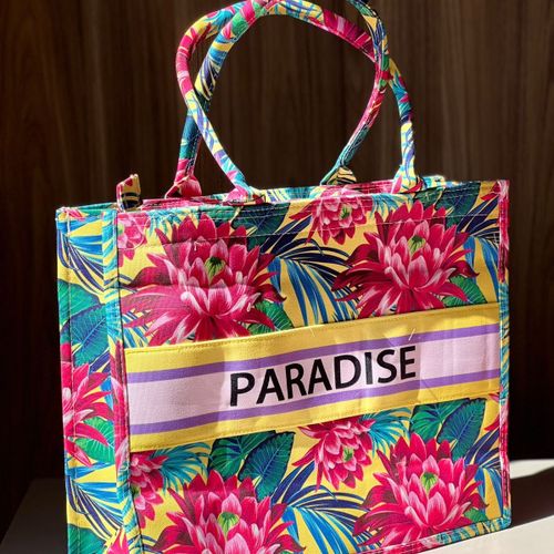 bolsa de praia nylon 113952712?action_source=76858&ref=home_home&rsp=1&rspix=1