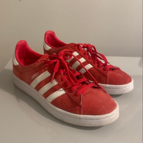 adidas campus vermelho tamanho 35 36 137727085?action_source=31946&ref=home_home&rsp=1&rspix=1