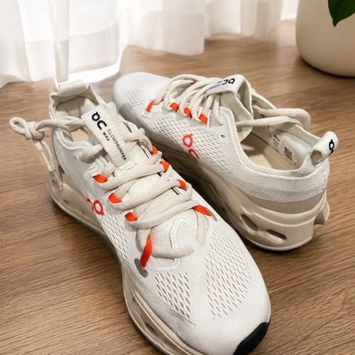 tenis on cloudsurfer max ivory salmon 36 149816996?action_source=76398&ref=home_home&rsp=1&rspix=1